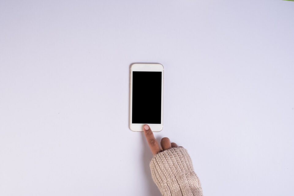 FEELING PRESSURE TO GET YOUR KID A PHONE? TRY THIS.